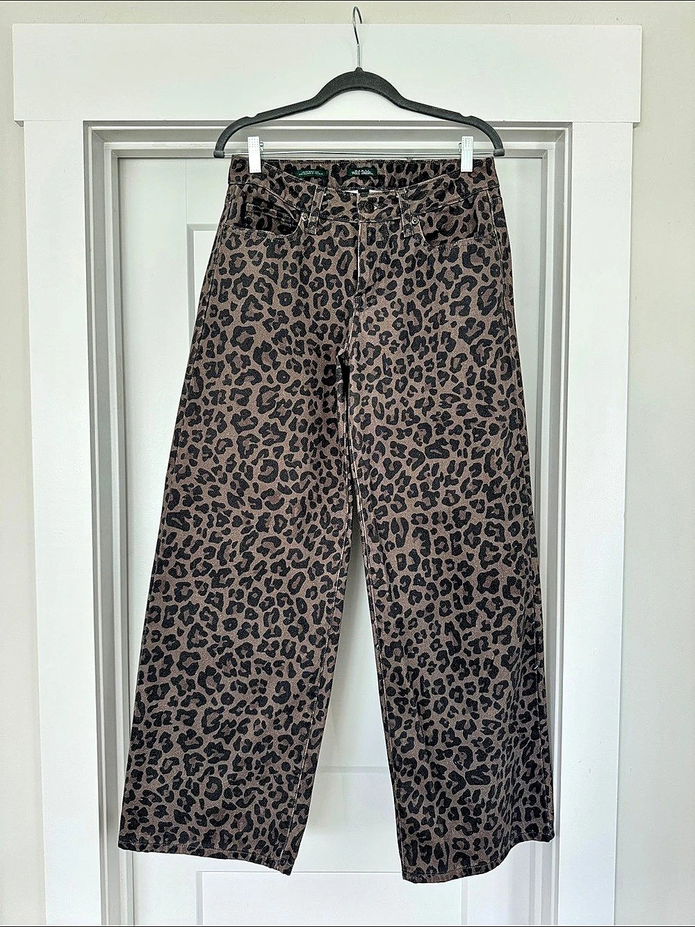 Wild Fable Low-Rise Wide Leg Leopard Print Baggy Jeans Brown & Black Waist 6